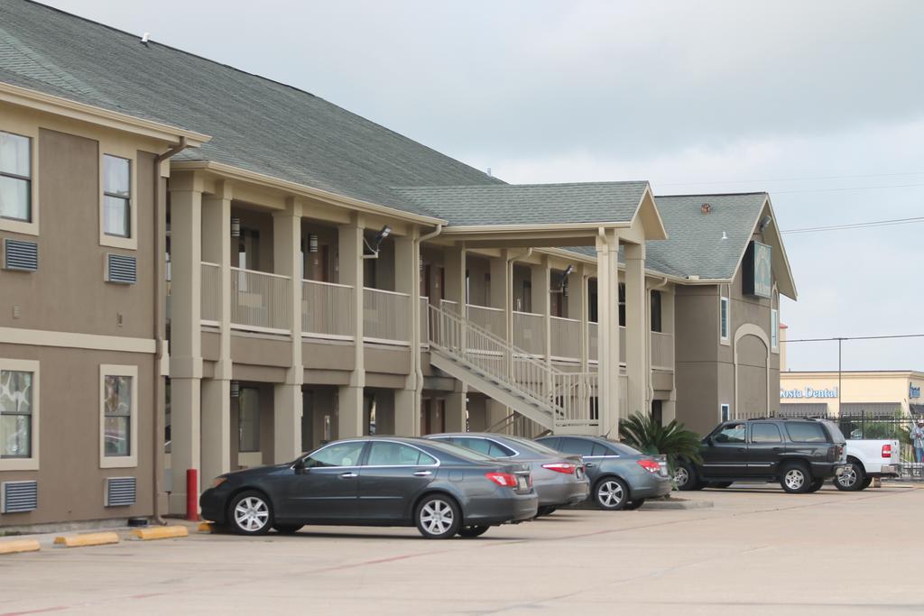 Quality Inn And Suites Port Arthur Nederland Exterior foto