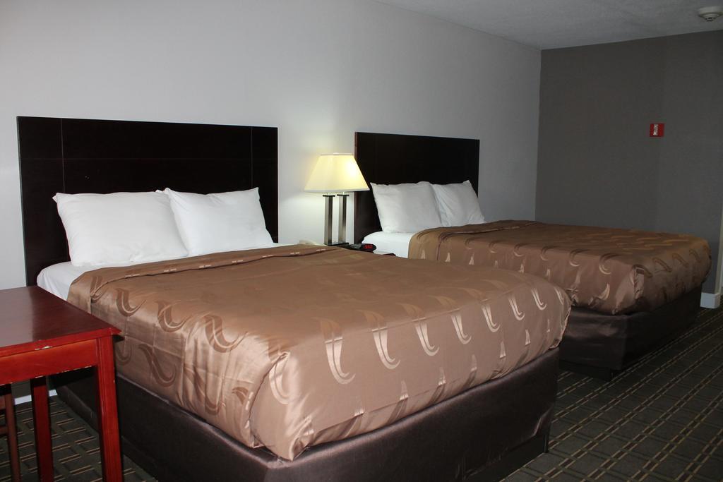 Quality Inn And Suites Port Arthur Nederland Exterior foto